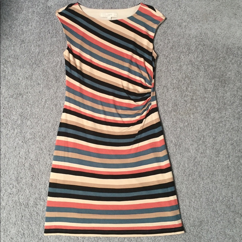 ⭐️HOST PICK! ⭐️ LOFT Dress